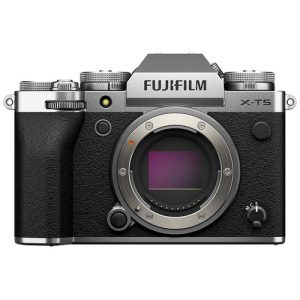 Foto principale Kit Fotocamera Mirrorless Fujifilm X-T5 Silver + Obiettivo Fujinon XF 16-80mm (16782600)