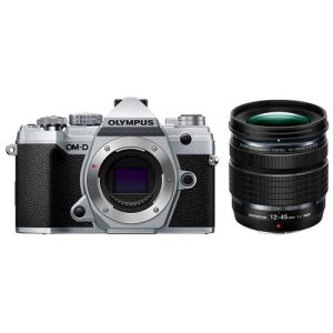 Foto principale Kit Fotocamera Mirrorless Olympus E-M5 Mark III Argento + Obiettivo EZ-M 12-45mm