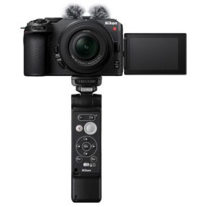 Foto principale Kit Vlogger Fotocamera Mirrorless Nikon Z30 + Obiettivo 16-50mm F/3.5-6.3 – Prodotto in Italiano
