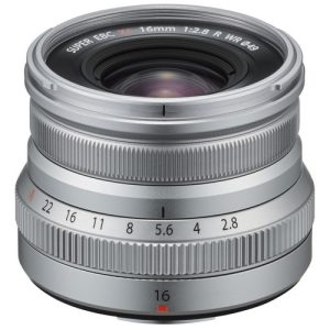 Foto principale Obiettivo Mirrorless Fujifilm XF 16mm F/2.8 R WR Argento