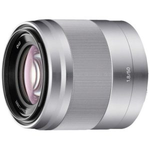 Foto principale Obiettivo Mirrorless Sony 50mm F/1.8 Argento