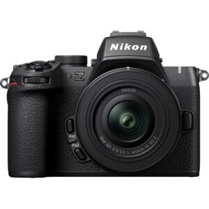 Foto principale Kit Fotocamera Mirrorless Nikon Z50 II + Obiettivo NIKKOR Z DX 16-50mm f/3.5-6.3 VR – Prodotto in Italiano